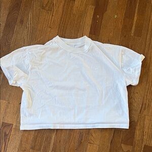 🪽Nike White Cropped T-Shirt - m
